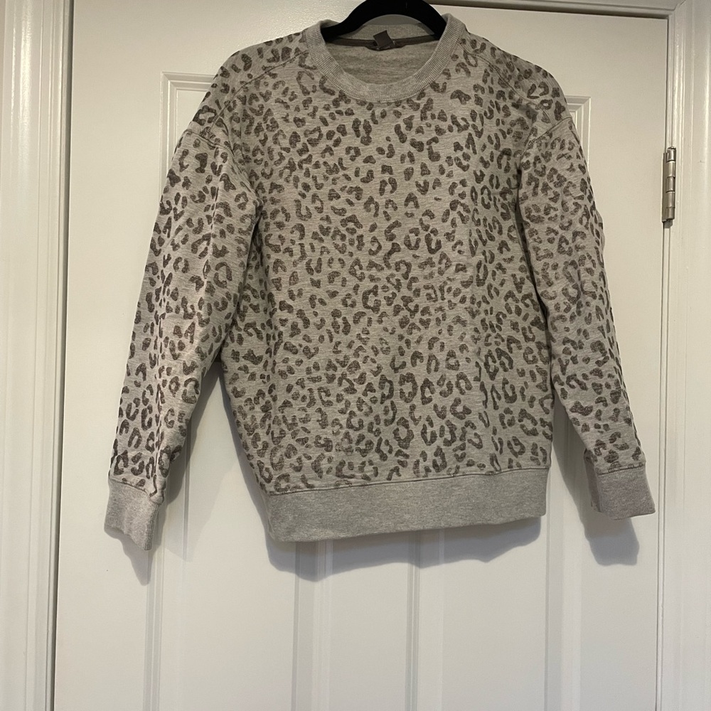 Eddie Bauer sweatshirt